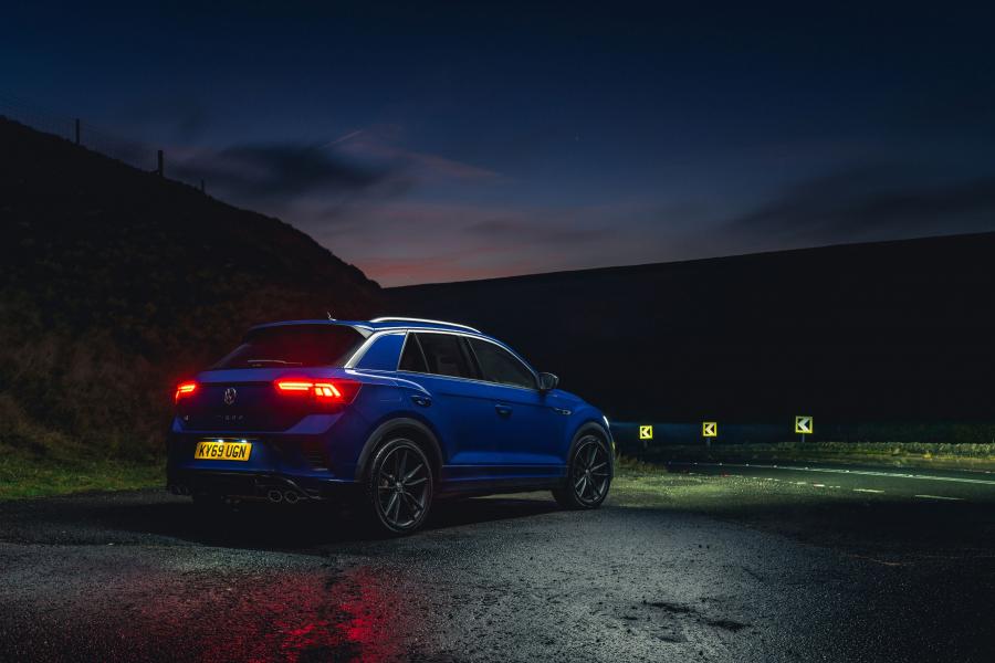  Volkswagen T-Roc R 2020 года  (UK) (фото 26 из 58)